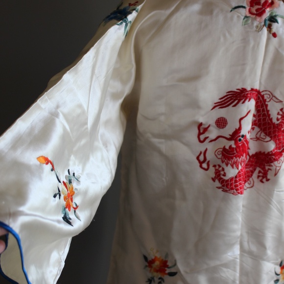 Vintage 100% silk Embroidered Chinese Pajamas - Picture 7 of 16
